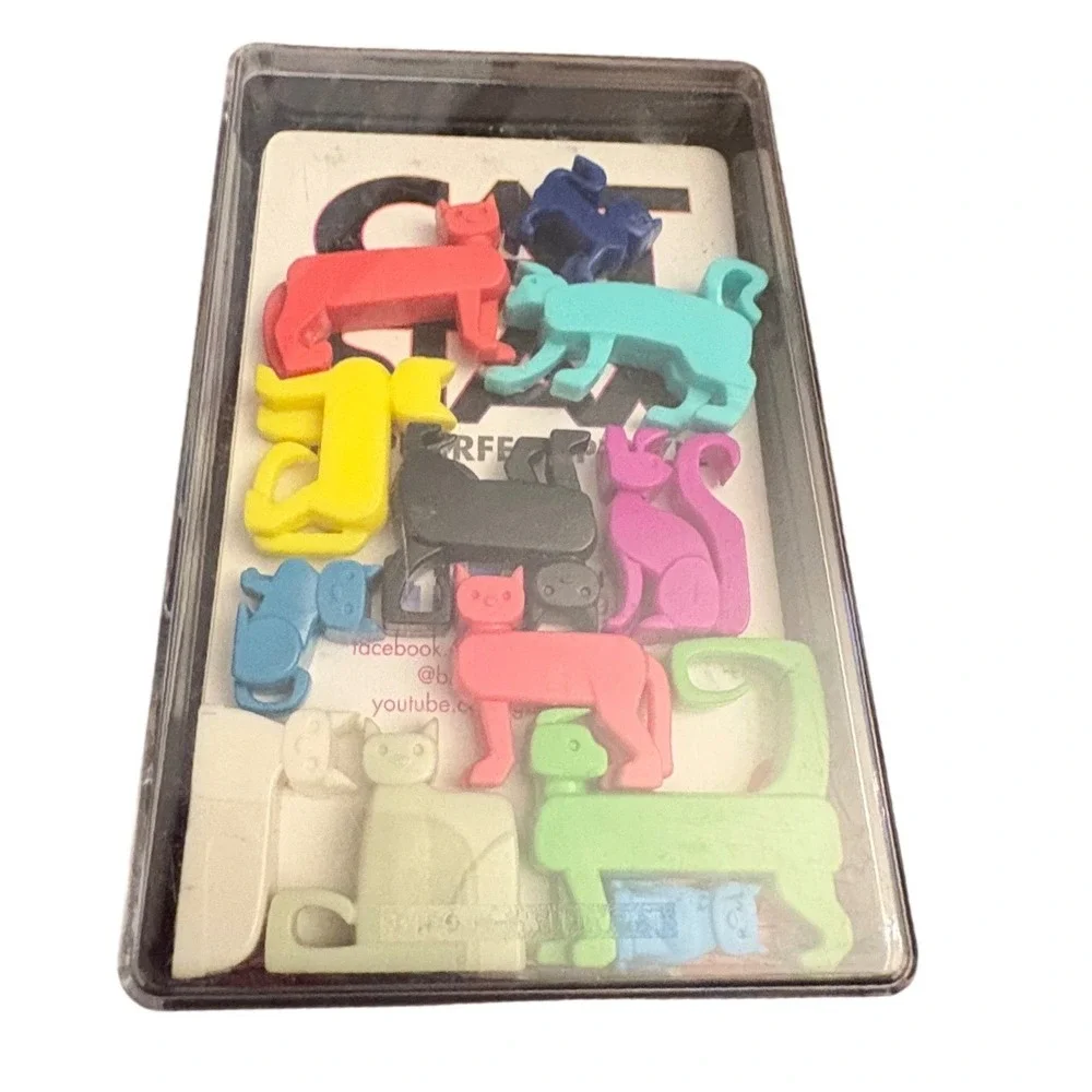 Brainwright CatStax The Purrfect‎ Puzzle Logic Game 48 Challenges 12 Cats Travel